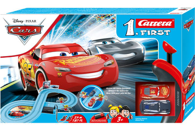 Carrera 20063038 - FIRST Disney·Pixar Cars - Power Duell Rennbahn inkl. 4 Batterien